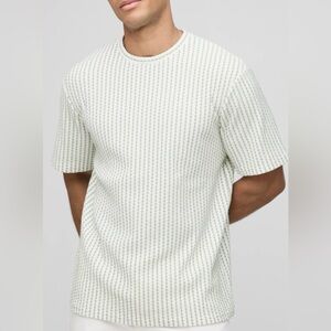 NWT Boohoo Man Textured Green & White Striped Short Sleeve‎ Shirt Medium